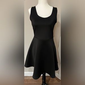 Alythea Black Dress